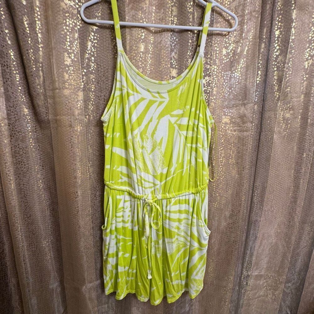 Torrid Bright Lime Green White Mini Stretch Soft Tropical Romper L 12 NWT
